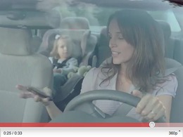 BMW crée un spot télévisé contre les sms au volant