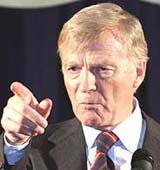 Max Mosley frôle la crise de nerfs