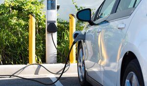 Aux USA, une personne sur cinq ferait marche arrière sur la voiture électrique