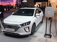 Hyundai Ioniq restylée : nouveautés cachées - Vidéo en direct du salon de Francfort