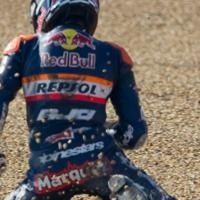 GP125 - République Tchèque D.1: Epaule droite démise pour Marquez