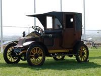 Un Taxi de La Marne au Rétromobile 2014- Caradisiac a pu l'essayer