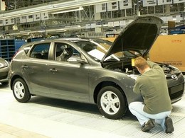 Les coûts du travail, causes des difficultés rencontrées par les constructeurs en Europe ?