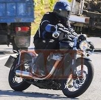 Photos volées: Triumph, le retour du Bobber