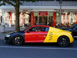 L'Audi R8 risible : il aurait dû écouter le poulpe
