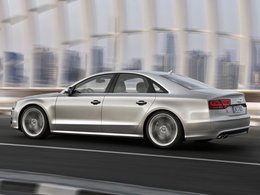 (Minuit chicanes) Quel super postérieur pour l'Audi A8 ou le succès d'Audi expliqué par l'Union