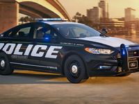 Ford lance la première voiture de police hybride