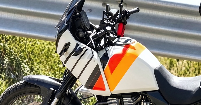 Voici la nouvelle Royal Enfield Himalayan 750 !