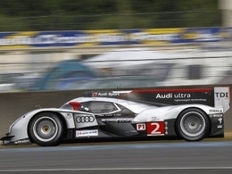 22 h : l’Audi 2 mène. La Peugeot 7 à l’affût
