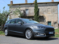 Essai vidéo - Ford Mondeo Vignale : en tenue d'apparat