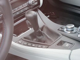 Surprise : la future BMW M5 avec une boîte manuelle