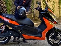 Une offre de printemps pour le scooter électrique français Pink Fly