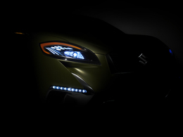 Mondial de Paris 2012 - Le Suzuki S-Cross se dévoile davantage