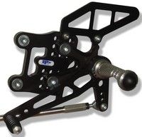 PP Tuning offre des commandes reculées à l’Aprilia RSV4.