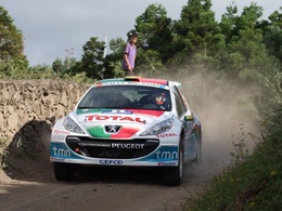 IRC-Açores: Victoire à domicile pour Magalhaes !
