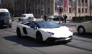 Franck Ribéry de sortie avec sa Lamborghini Aventador SV Roadster