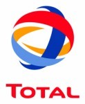 Total supprime 555 postes !