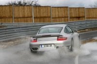 Excès de vitesse record en Grand-Bretagne : 275 km/h !