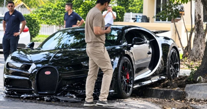 Quelqu'un va probablement devoir payer une fortune après avoir fait une bêtise en Bugatti Chiron