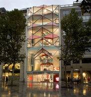 Le C42: la nouvelle vitrine de Citroën sur les Champs Elysées