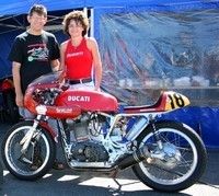 Interview de Véronique, présidente du Ducati Club de France et de son mari Hervé.