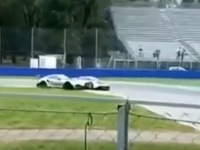 Il percute une Pagani Huyara BC avec sa Porsche 911 GT2 RS