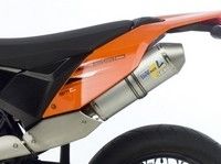 Leo Vince fait changer le son du KTM 690 SMC.