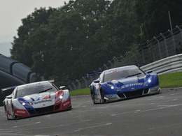 Super GT/Sugo - Un écart de 0,025 seconde à l'arrivée!