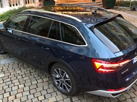 Skoda Superb (2019) : les premières images de l'essai en live + premières impressions de conduite