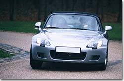 Honda S2000 2.0 i Roadster : Le sport avec une grande "S"