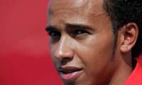 F1 : Lewis Hamilton remporte un GP du Japon dantesque