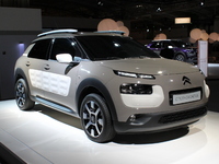 Vidéo - Caradisiac à bord de la Citroën C4 Cactus : toutes les infos