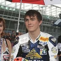 Superbike - Yamaha: Loris Baz part pour une pige en BSB