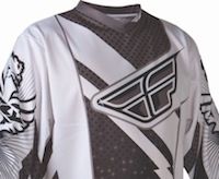 Tenue F16: I believe I can... Fly