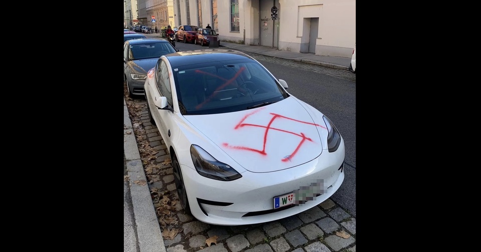 S8-votre-tesla-est-elle-en-danger-a-caus