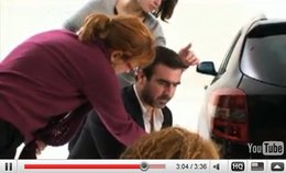 Vidéo pub : Cantona dans une Laguna (version anglaise et making of)