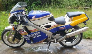 50 motos aux enchères à Solterre (45): les résultats
