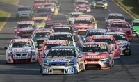 V8 Supercars-Albert Park, course 1: Lowndes atomise la concurrence !