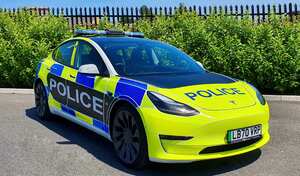 Tesla tente de séduire les forces de police
