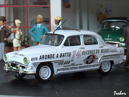 Miniature : 1/43ème SIMCA Aronde Elysée des records
