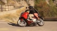 Vidéo Scooter : le Honda Integra 700 cm3 en action !