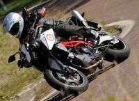Le Supermot' 2010 de Moto Morini : Une gueule mais pas de nom !!