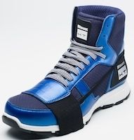 Blauer Sneakers: des pieds aérés et sécurisés