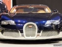 Photos du jour : Bugatti Veyron Soleil de Nuit (Rétromobile)