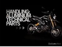 Aprilia 1200 Dorsoduro 2011 : Maintenant, la vidéo...