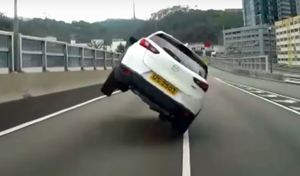 Une Mazda CX-3 sauvée de justesse