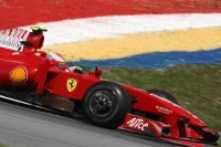F1-Malaisie, Essais libres 1: Ferrari réagit !