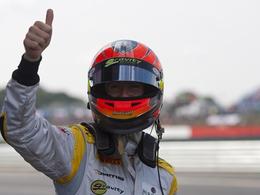 GP2 Silverstone Course 2 : Grosjean sort le grand jeu