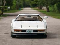 Une Ferrari Testarossa de la série Miami Vice bientôt à vendre