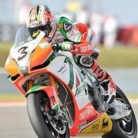 Superbike - Aprilia: Biaggi seul pour le titre à Imola et avec Camier en 2011